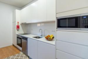 Colorful & Cozy Apartment by HostWise