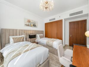 Kensington - 4BR Deluxe Burj View Dubai Mall link!