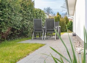 Ferienhaus "Louisa" mit Lademöglichkeit, Garten und Badewanne