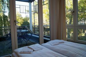 Charmante Fewo mit direktem Strandzugang, Badewanne, Saunabereich im Haus
