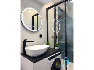 Seashell Apartment - at Gdańsk Stogi, 5 min by car to Baltic Sea