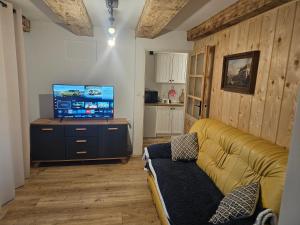 Prz potoku 882-688-032