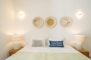 Two Bedroom Beach Front Apartment with pool