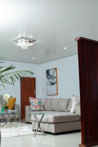 Hemingway Haus Apartments