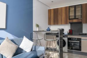 Bright Modern Studio, Gauthier