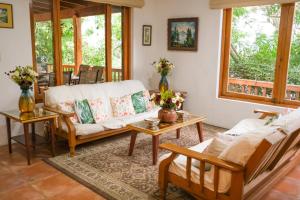 Relaxtitlan House on the lake shore