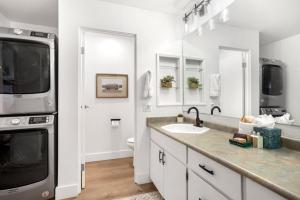 Kapalua Golf Villas 6 FREE Rental Cars KBM Resorts Large Bedrooms 6 Units 9 Bedrooms ML-2384