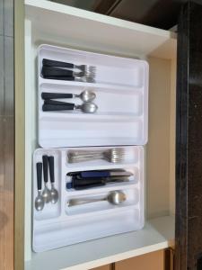 Apartamento moderno, infraestrutura, garagem, Puc