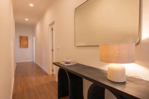 187 - Urban Hideaway - Sunny & Central