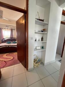 Buxton Point Swahili Cozy Place