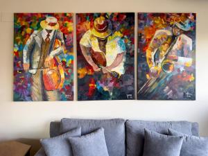 1406. Elegant 2BR Apt. Near Airport3 BA Terrace