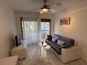 Central Studio in Cannes Near The Martinez - 2351