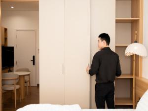 GO VILLA - ApartHotel Thao Dien