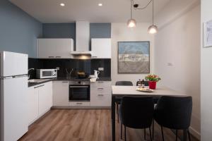 Urban Nest - Suites & Apartments