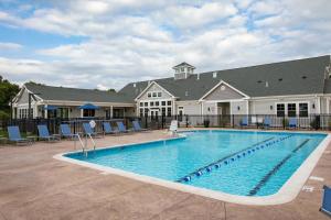 Landing Incredible 2BD Game Room Yoga Studio