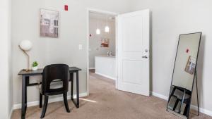 Landing Amazing 1BD Gym Pool