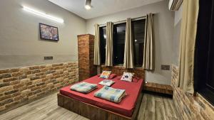 Elephant House Luxury Villa with Curve Pool-Colossal Garden-Panoramic View