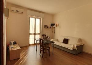 Cozy Apartment in Town