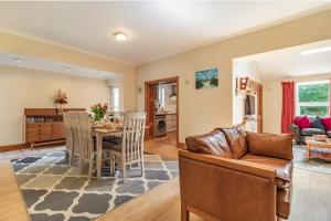 4 Bed in East Barsham oc-2180