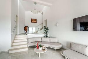 Modern Sorrento Coast Villa with Private Pool & Terrace