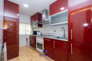 Bay Two Beach Apartment