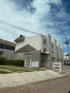 Villa Santorini Palm House-Luxury Villa