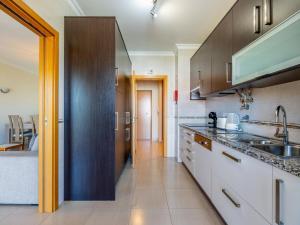 Encosta da Marina Lagos