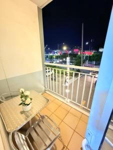 Shell Residences Premier by Paul