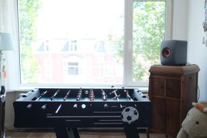 Steps to the harbour, steps to the beach!