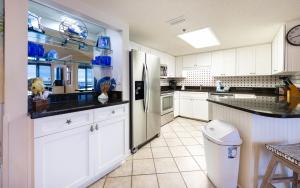 Phoenix VI 6908 condo