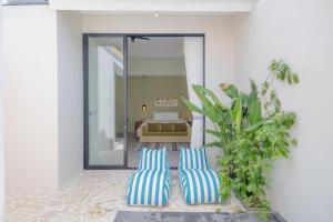 One bed room - 5 minutes to beach and cafe