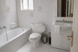 Ευρύχωρο 60τμ Διαμέρισμα στο Κέντρο, Ήσυχη Διαμονή