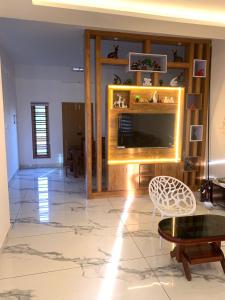 The white luxury Homestay