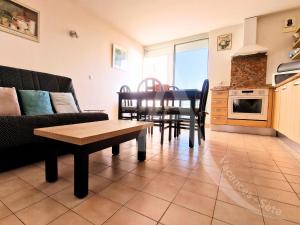 CONFORTABLE T2 1ERE LIGNE MER