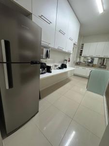 IPANEMA Quarto Vista Cristo Redentor e na Praia de Ipanema na Av Vieira Souto