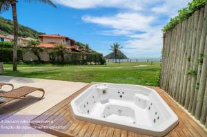 Bz77 Pé na areia! Casa com jacuzzi e 4 suítes