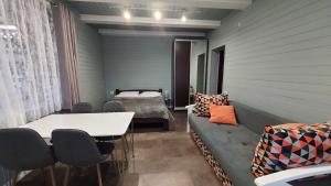 Green Hill Apartments