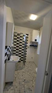 Green Hill Apartments