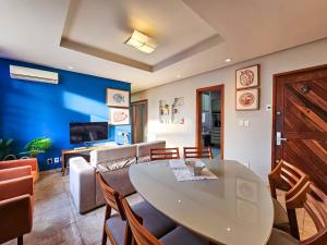 Apto com 3 quartos, Ar e Wi-Fi a 100m da Praia