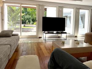 Iconico Chalet en Golf Club Privado, Pilar