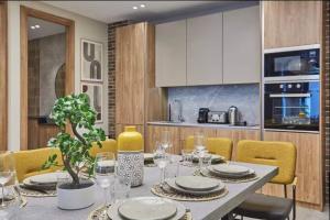 Exceptional 4BDR 10P apartment near Montmartre