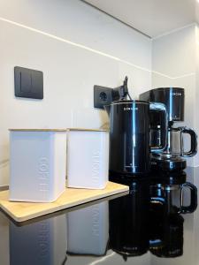 Destino Sunlit Haven - Penthouse & Big Terrace - Near Metro - Fast Fiber WiFi