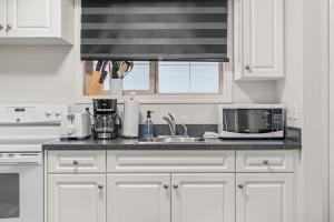 Charming Condo In The Heart Of Canmore