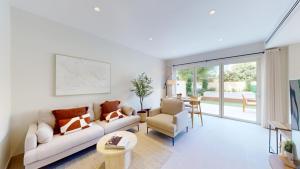 Vacationer Holiday Homes l Opulent 2 Bedroom Villa l Private Plunge Pool