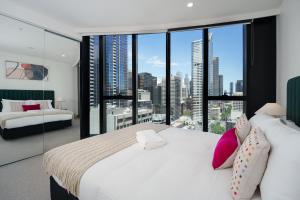 Luxe City Family Suite with Heated Pool Gym