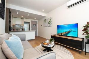 Premium Park View Suite with Pool Gym Sauna