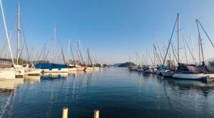 Apto para até 4 pessoas no Bracuí em Angra dos Reis!