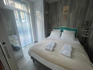 3 pieces avec terrasse entre plage et centre ville