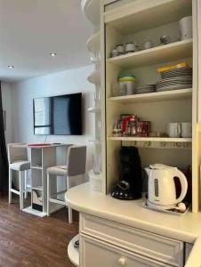 Studio SOPHIE mit Hallenbad und Sauna by MoniCare