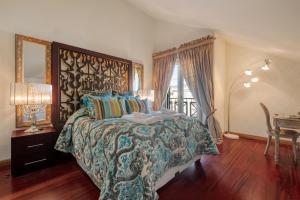 Cliff View Apartment - By Wehost